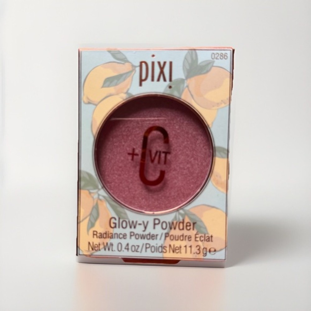 PIXI Glow-Y Powder In PEACH DEW, Radiance‎ Mineral Powder + VITAMIN C Free Ship!